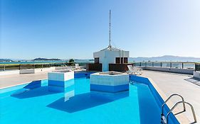 Apto com varanda vista mar GVM133